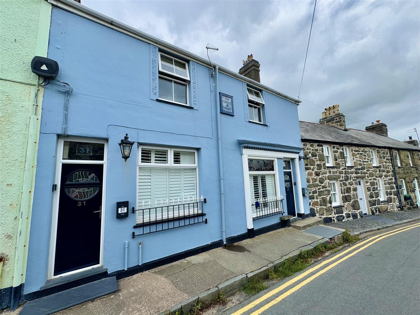 29-31 Castle Street, Criccieth
